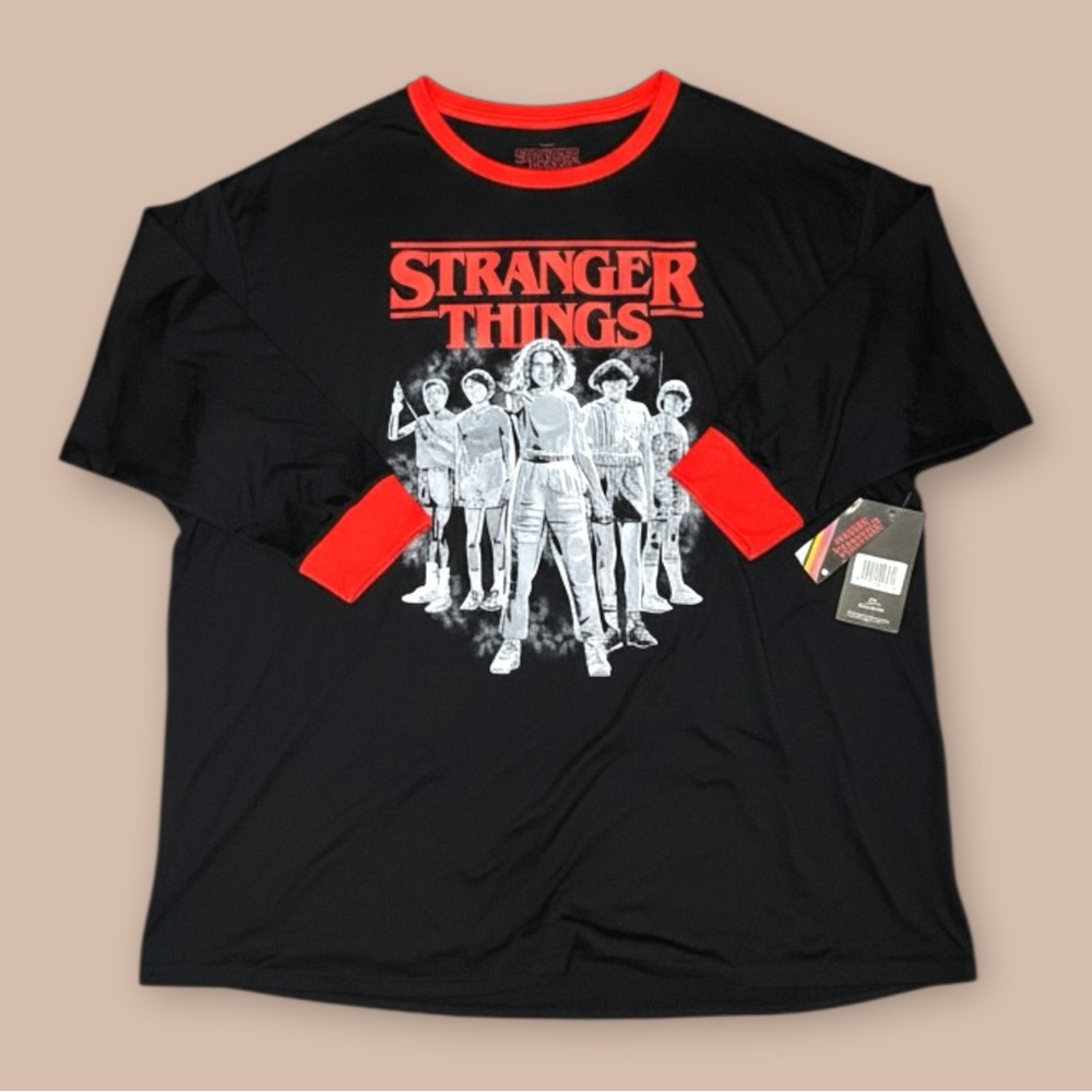 Stranger Things Netflix Graphic Nightgown Women’s 3X 22W-24W‎ Black Red NWT